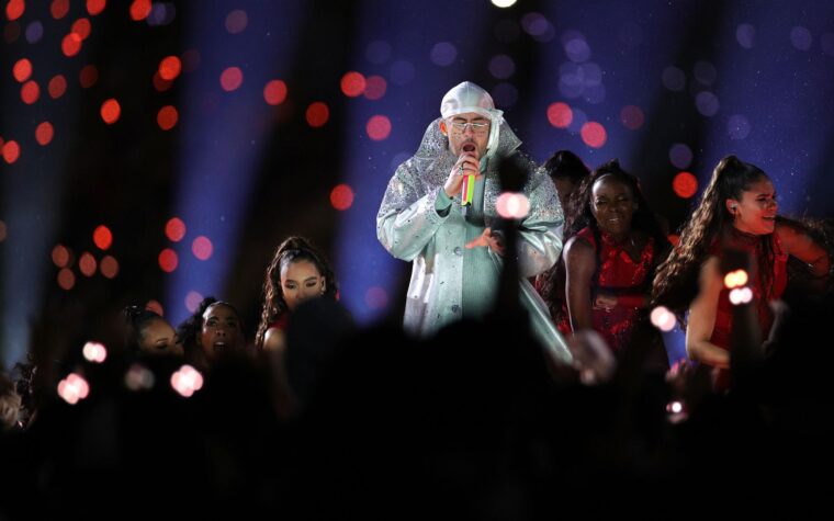 Bad Bunny ปลุก Super Bowl ทั้ง 128 ล้านคน — DtMF ขึ้น #1 ครั้งแรกในประวัติศาสตร์ Latin Music!
