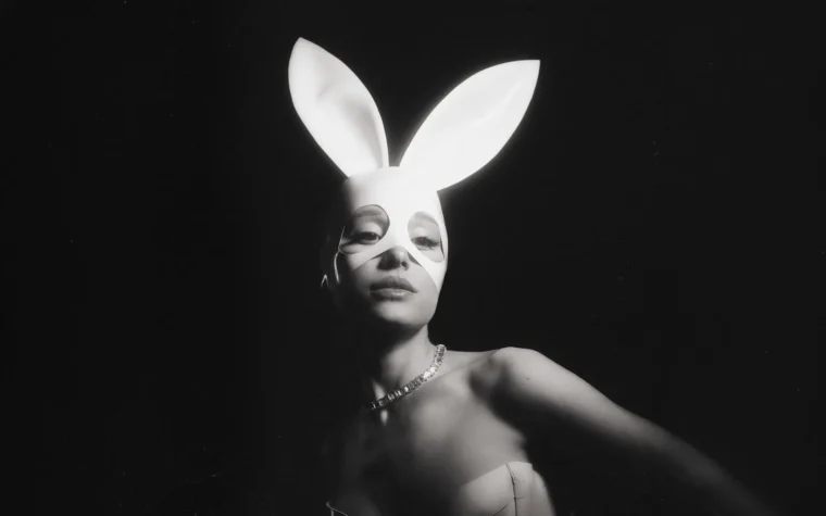 Ariana Grande ฉลอง 10 ปี Dangerous Woman ปล่อย Knew Better Part Two พร้อม artwork ใหม่
