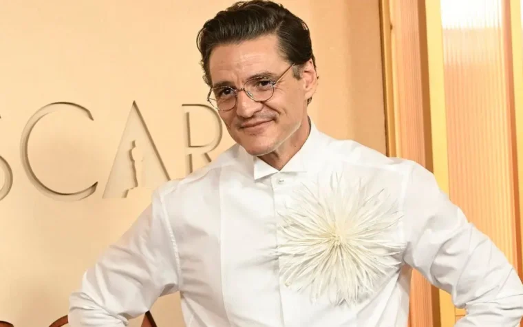 Pedro Pascal กลับมาเป็นแฟนหนุ่มแห่งอินเทอร์เน็ตอีกครั้ง